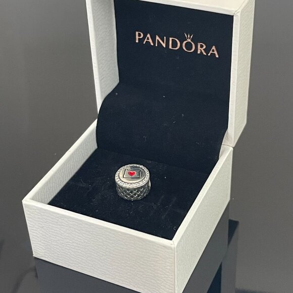 Pandora Oregon Map Exclusive Charm - Picture 1 of 4